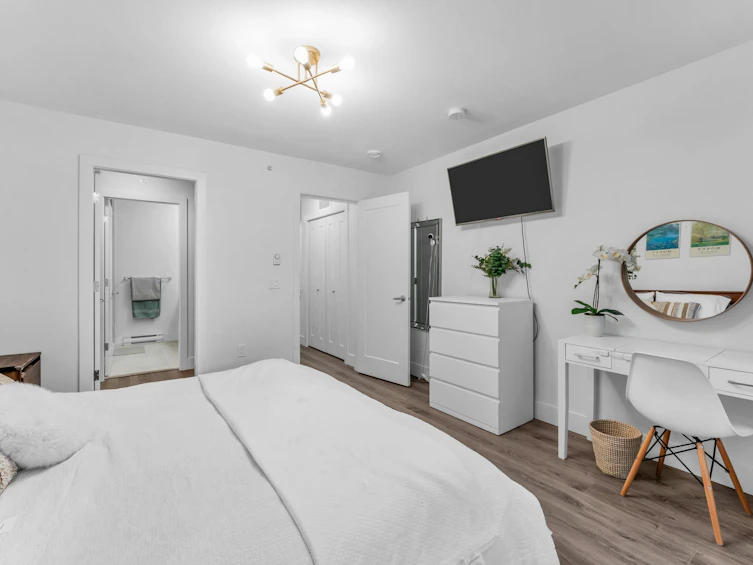 134-9718 161a Street, Surrey, BC, V4N 6S7 - 9