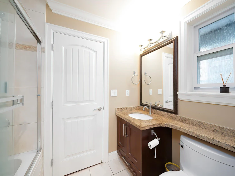 3668 Blundell Road, Richmond, BC, V7C 1G4 - 16