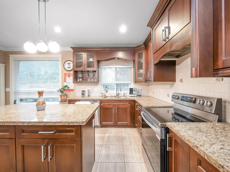 3668 Blundell Road, Richmond, BC, V7C 1G4 - 9