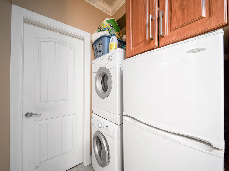 3668 Blundell Road, Richmond, BC, V7C 1G4 - 26