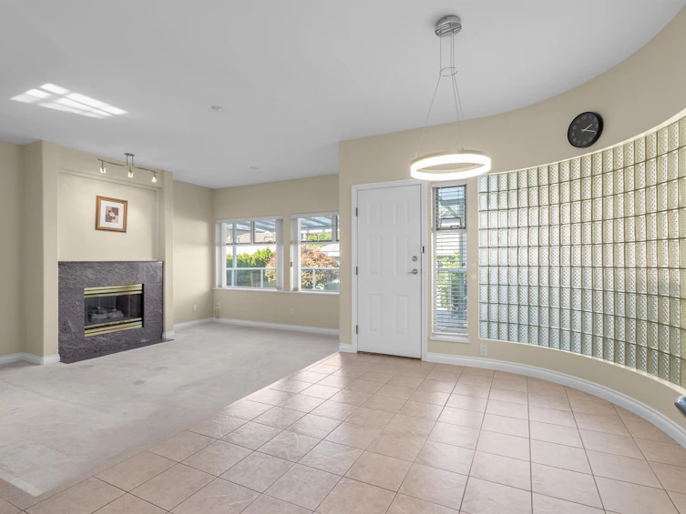2249 Fraserview Drive, Vancouver, BC, V5P 2N2 - 9