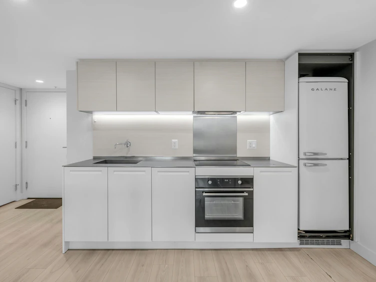 1902-1133 Hornby Street, Vancouver, BC, V6Z 1W1 - 2