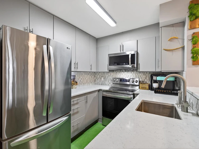 308-1688 E 4th Avenue, Vancouver, BC, V5N 1J8 - 10