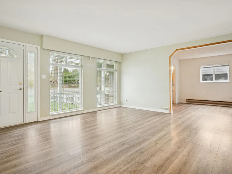 5447 River Road, Delta, BC, V4K 1S8 - 4