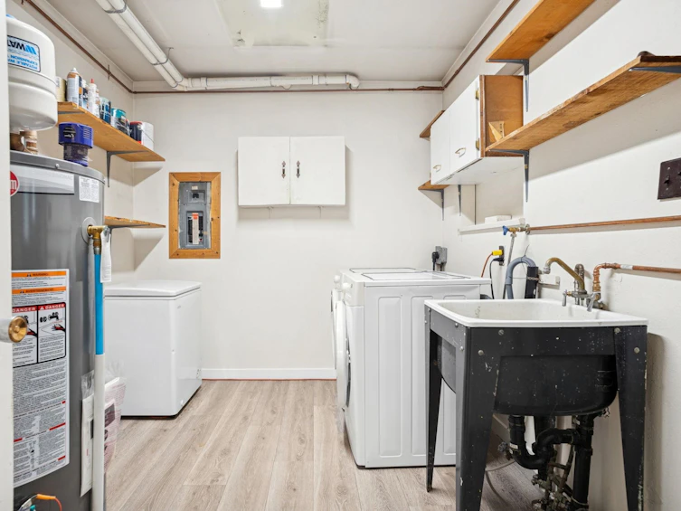 5447 River Road, Delta, BC, V4K 1S8 - 15