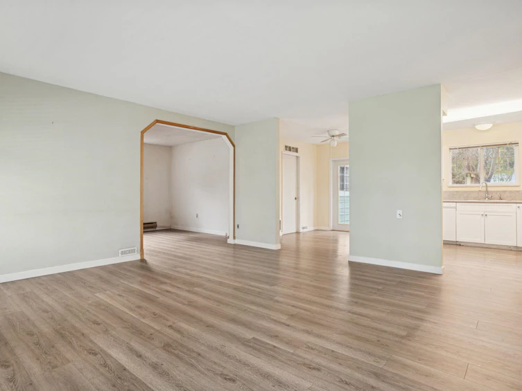 5447 River Road, Delta, BC, V4K 1S8 - 7