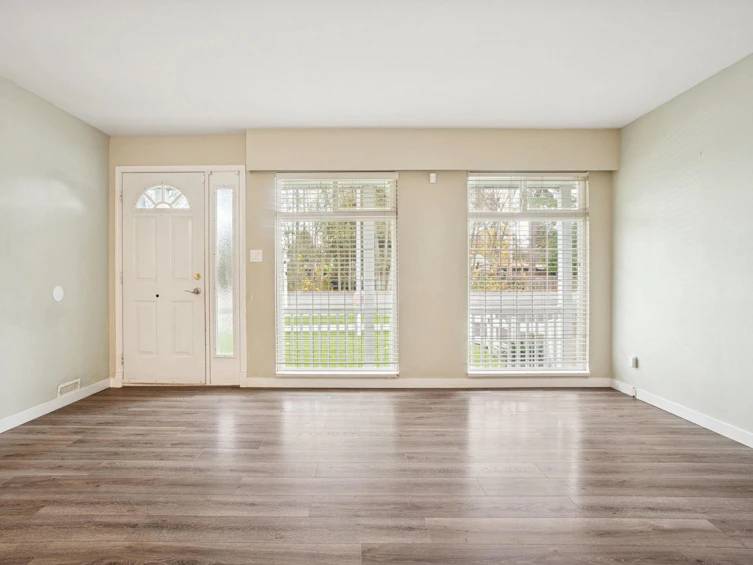 5447 River Road, Delta, BC, V4K 1S8 - 5