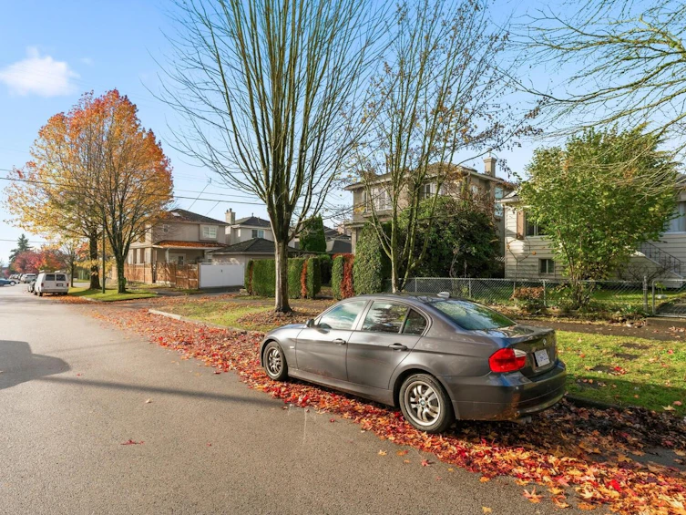 7963 Montcalm Street, Vancouver, BC, V6P 4P2 - 3
