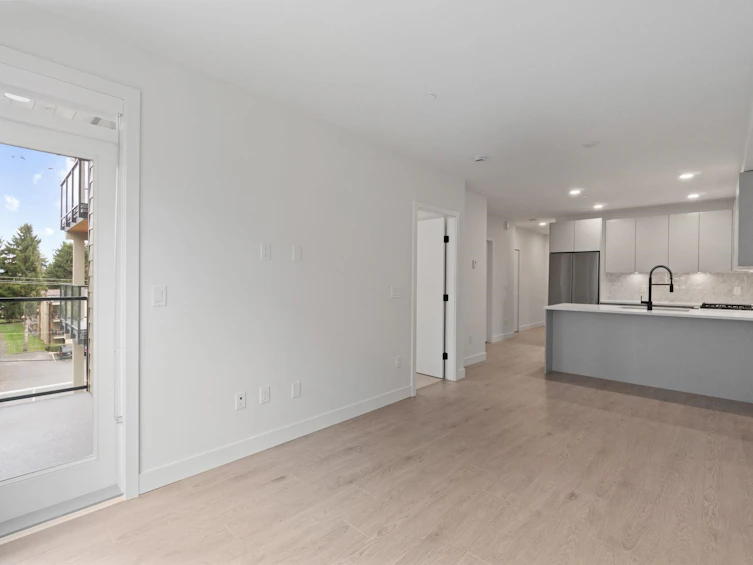 418-13258 105 Avenue, Surrey, BC, V3T 1Z2 - 14
