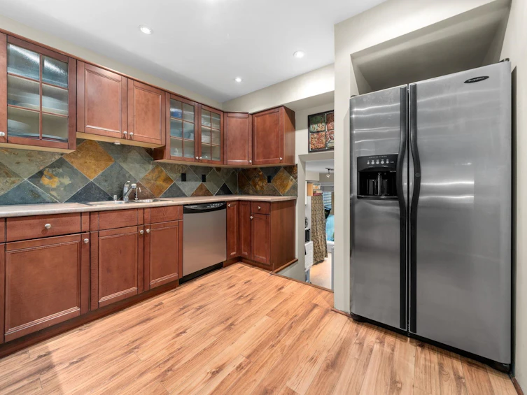 6-230 W 15th Street, North Vancouver, BC, V7M 1S2 - 8