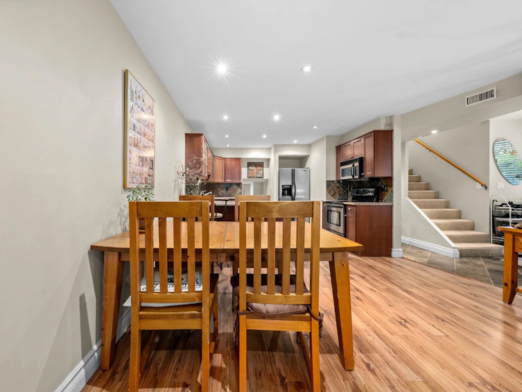 6-230 W 15th Street, North Vancouver, BC, V7M 1S2 - 15