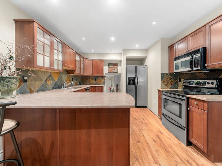 6-230 W 15th Street, North Vancouver, BC, V7M 1S2 - 7