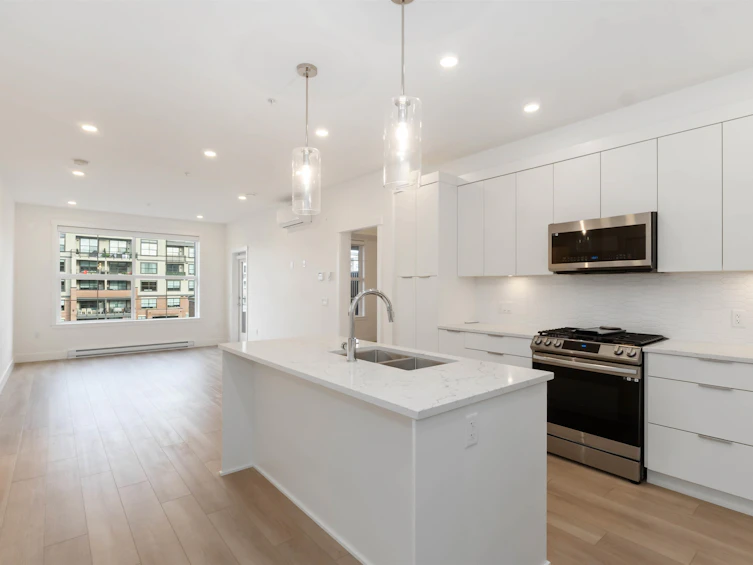 415-22633 Selkirk Avenue, Maple Ridge, BC, V2X 1C7 - 3