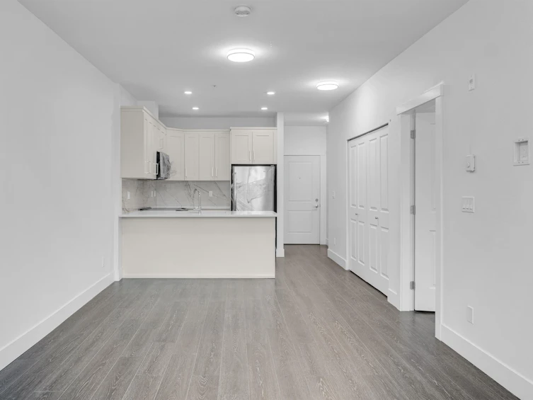 103-9983 E Barnston Drive, Surrey, BC, V4N 6T3 - 10