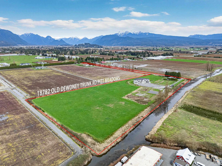 18782 Old Dewdney Trunk Road, Pitt Meadows, BC, V3Y 2R9 - 3
