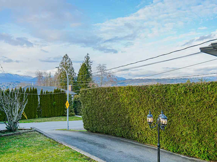 7774 Berkley Street, Burnaby, BC, V5E 2J7 - 3