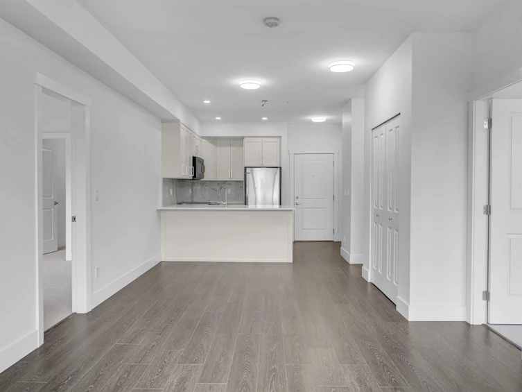 204-9983 E Barnston Drive, Surrey, BC, V4N 6T3 - 7