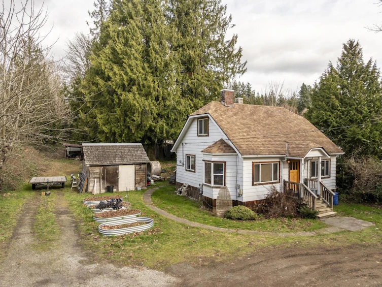 4404 Sunshine Coast Highway, Sechelt, BC, V7Z 0B1 - 4