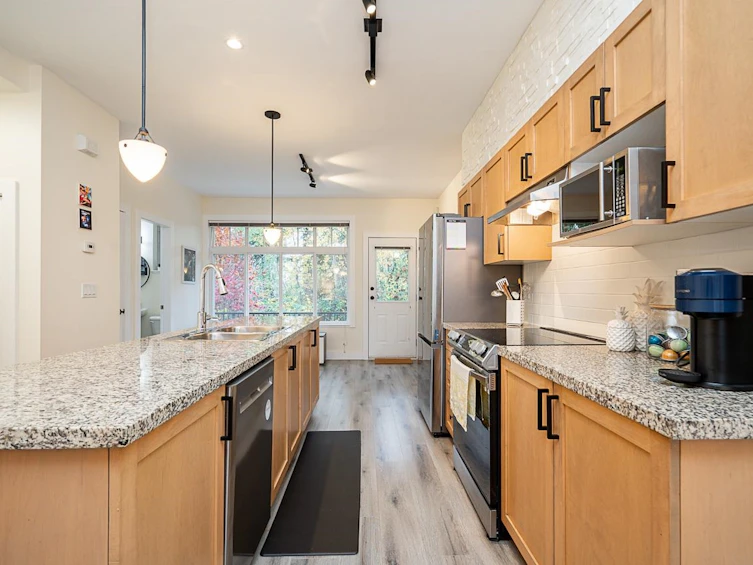 67-19455 65 Avenue, Surrey, BC, V4N 0Z1 - 7