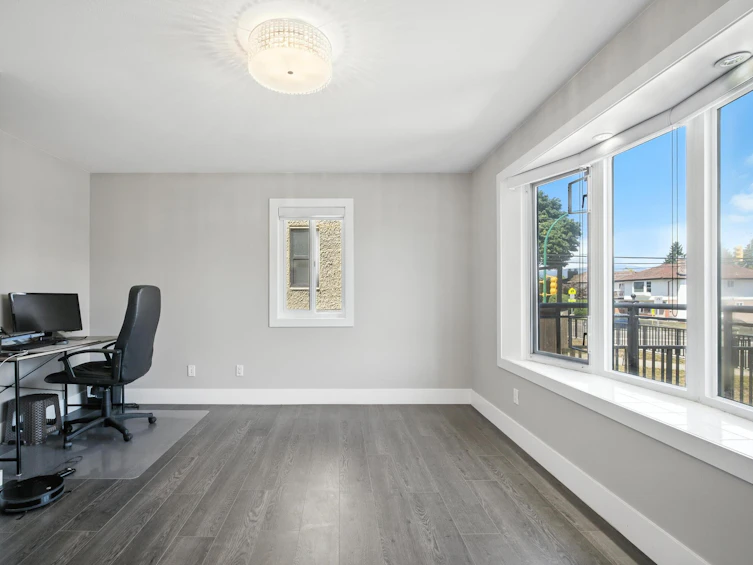 7563 1st Street, Burnaby, BC, V3N 3T3 - 25