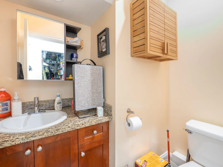 201-75 N Renfrew Street, Vancouver, BC, V5K 3N6 - 19