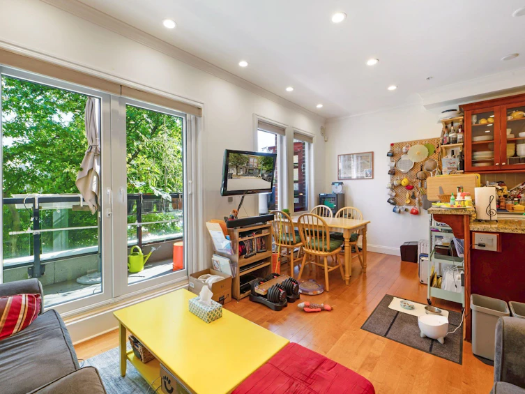 201-75 N Renfrew Street, Vancouver, BC, V5K 3N6 - 7