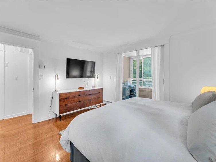401-1330 Jervis Street, Vancouver, BC, V6E 2E3 - 16