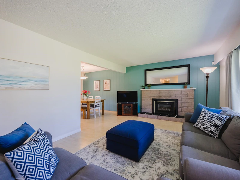 21632 Exeter Avenue, Maple Ridge BC V2X 4M8