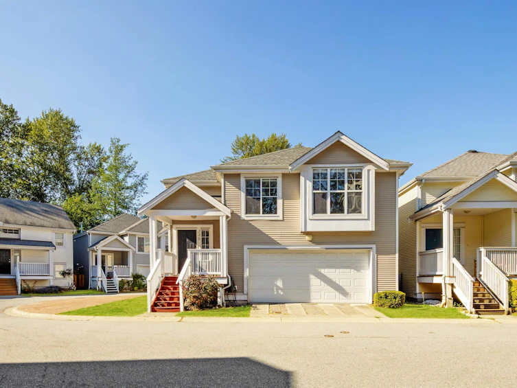 230-3000 Riverbend Drive, Coquitlam, BC, V3C 6R1 - 2