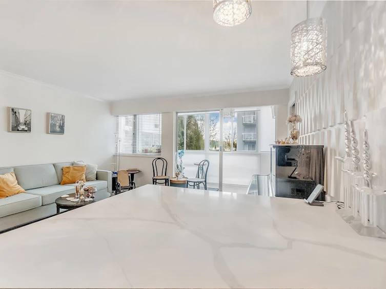 101-1750 Esquimalt Avenue, West Vancouver, BC, V7V 1R8 - 17
