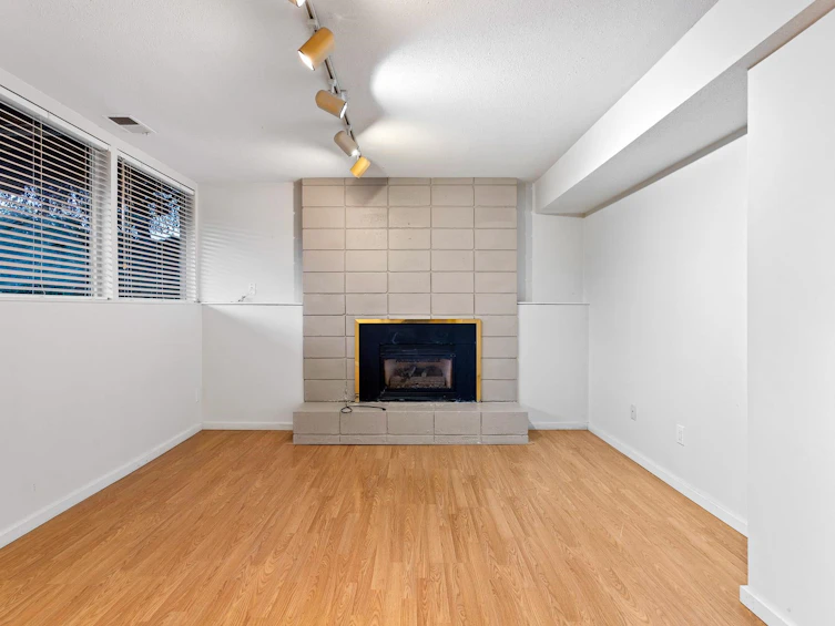4150 Canterbury Crescent, North Vancouver, BC, V7R 3N5 - 24
