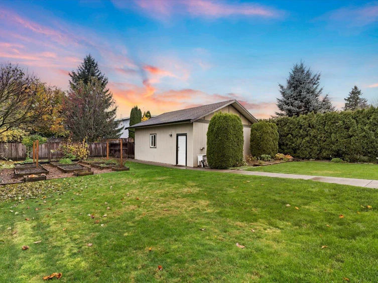 9659 Windsor Street, Chilliwack, BC, V2P 6C3 - 33