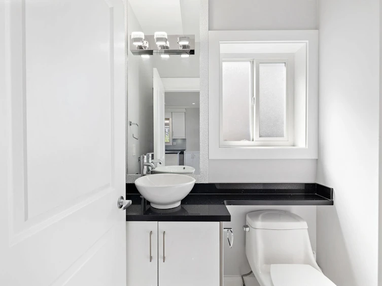 1-2430 E 41 Avenue, Vancouver, BC, V5R 2W4 - 18