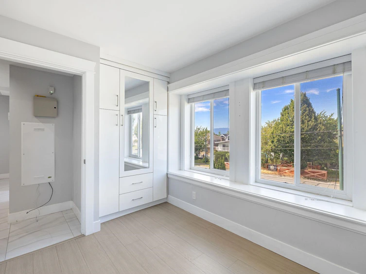 1-2430 E 41 Avenue, Vancouver, BC, V5R 2W4 - 4