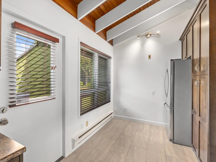 2686 Kingsford Avenue, Burnaby, BC, V5B 4L6 - 8