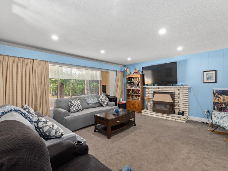 32235 Marshall Road, Abbotsford, BC, V2T 1A5 - 4