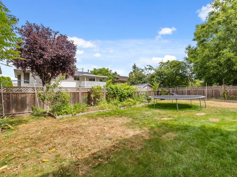 32235 Marshall Road, Abbotsford, BC, V2T 1A5 - 30
