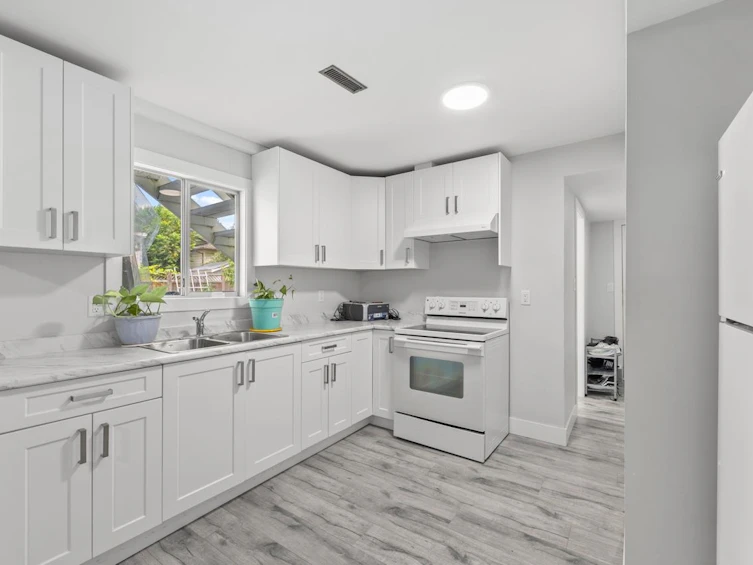 32235 Marshall Road, Abbotsford, BC, V2T 1A5 - 21