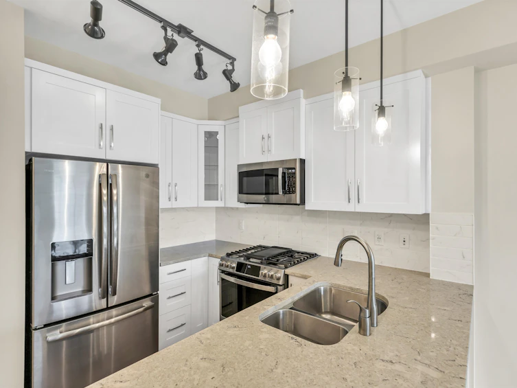 418-11077 Ravine Road, Surrey, BC, V3T 0R7 - 6