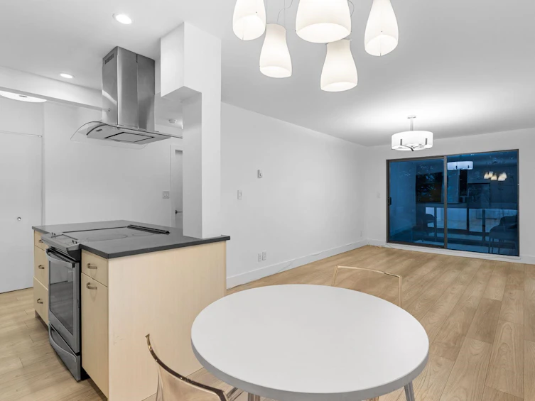 202-1422 E 3rd Avenue, Vancouver, BC, V5N 5R5 - 17