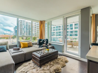 601-8833 Hazelbridge Way - 3
