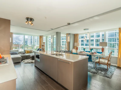 601-8833 Hazelbridge Way - 5