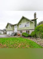 5213 Walnut Place