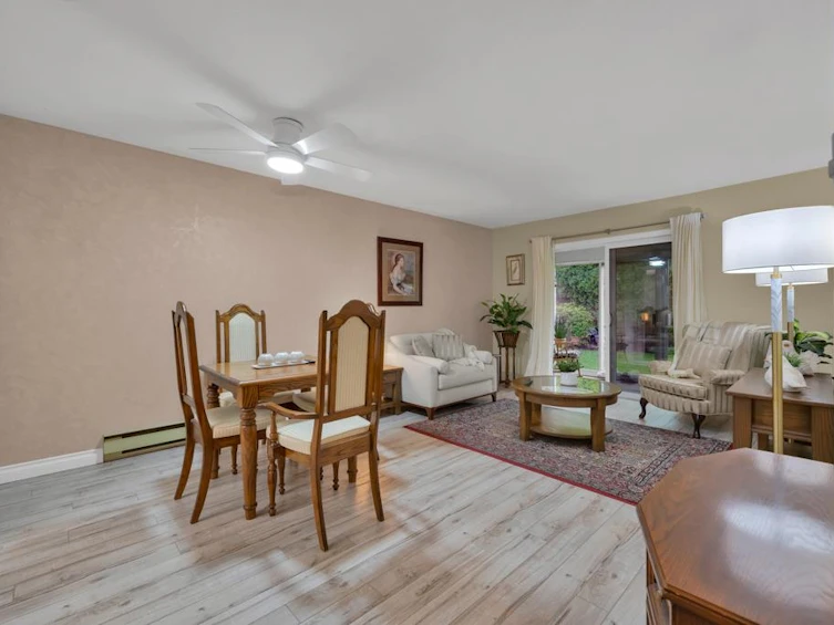 15-7525 Martin Place, Mission, BC, V2V 6N2 - 2