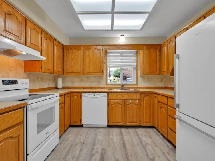 15-7525 Martin Place, Mission, BC, V2V 6N2 - 13