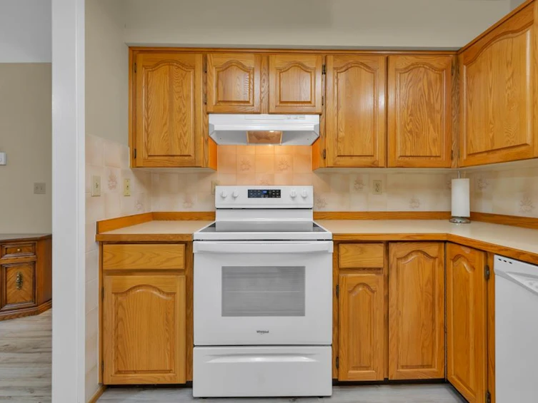 15-7525 Martin Place, Mission, BC, V2V 6N2 - 16
