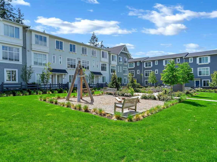 82-16678 25 Avenue, Surrey, BC, V3Z 0Z2 - 17
