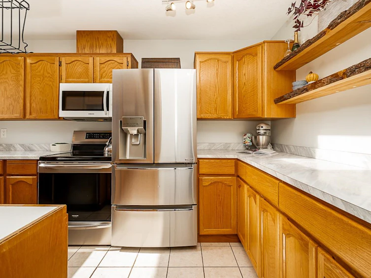 9-20625 118 Avenue, Maple Ridge, BC, V2X 0R1 - 2