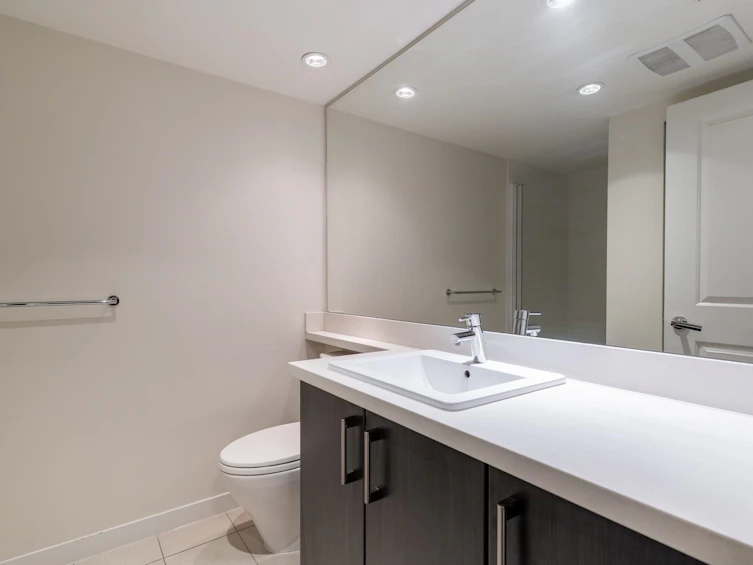 207-3133 Riverwalk Avenue, Vancouver, BC, V5S 0A7 - 16