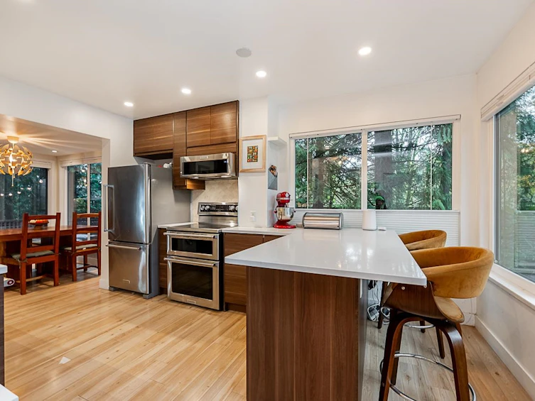 4790 Fernglen Place, Burnaby, BC, V5G 3W1 - 9